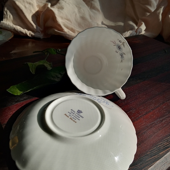 Royal Stafford bone china England. Cup and saucer. Make Believe (pattern). . - Picture 5 of 12